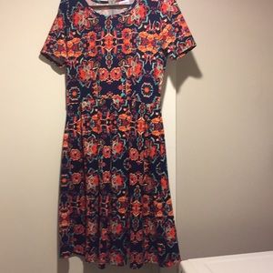 LuLaRoe Amelia